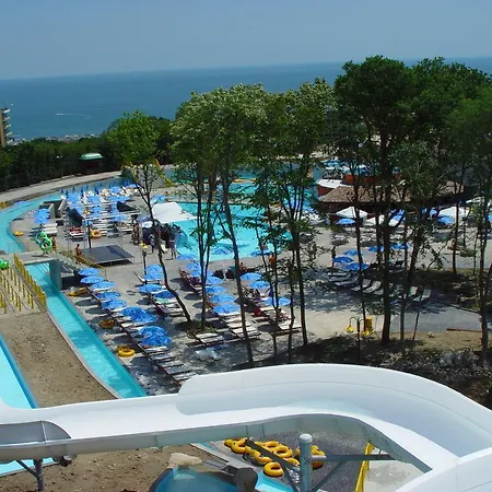 Sea Village Studio 4 * Златни пясъци